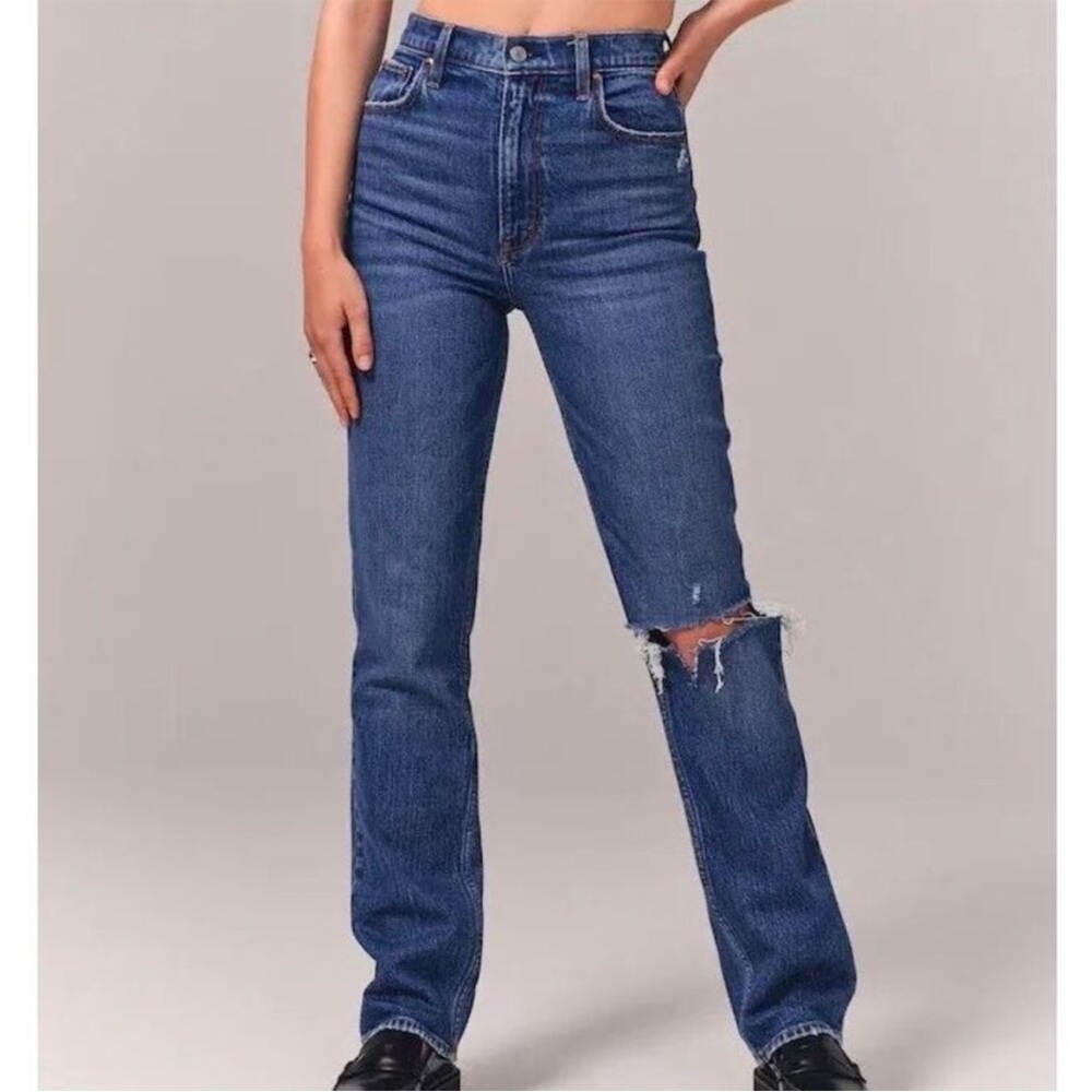 Abercrombie & Fitch Ultra High Rise 90s Straight Jeans Size 26 / 2 Short Dark